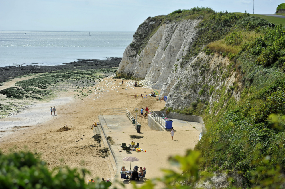 Dumpton-Gap-Broadstairs-prom-credit-Thanet-Tourism