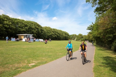 Cycling-through-King-George-VI-park-Ramsgate.-Credit-@VisitThanet