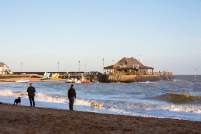 Viking-Bay-Broadstairs-wintery.-Credit-@VisitThanet