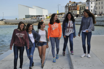 (c)PhilHoughton/07428170222