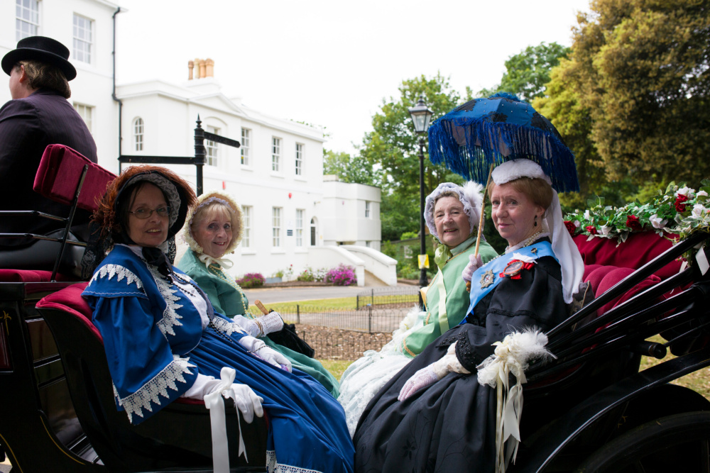 Broadstairs-Dickens-Festival-ladies-in-carriage.-Credit-@VisitThanet