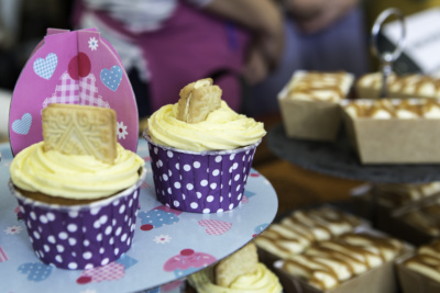 Cakes-at-Broadstairs-Food-Festival.-Credit-@VisitThanet