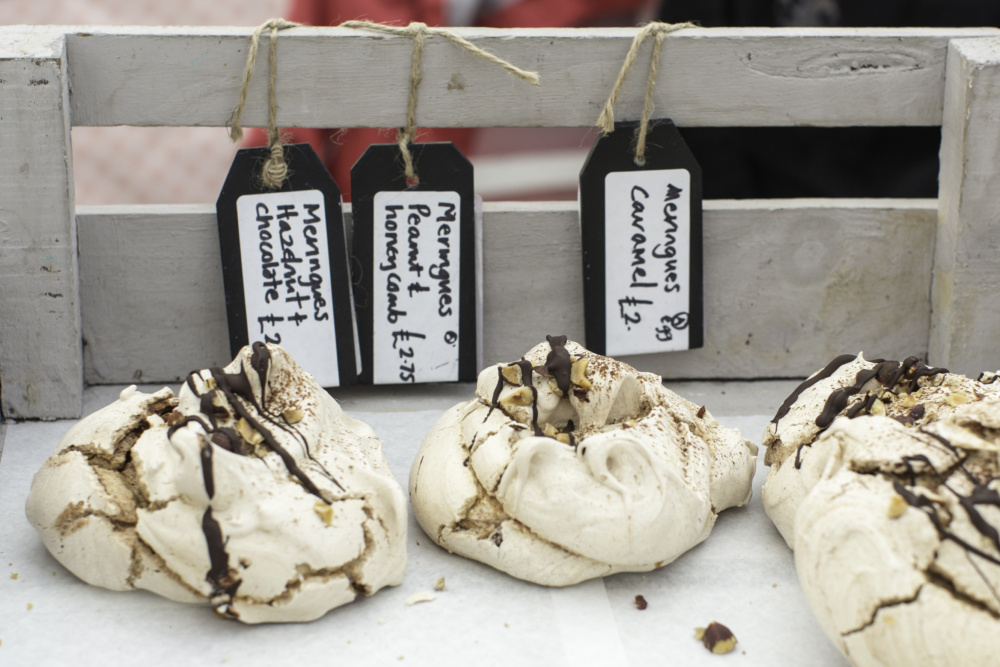 Giant-meringues-at-Broadstairs-Food-Festival.-Credit-@VisitThanet