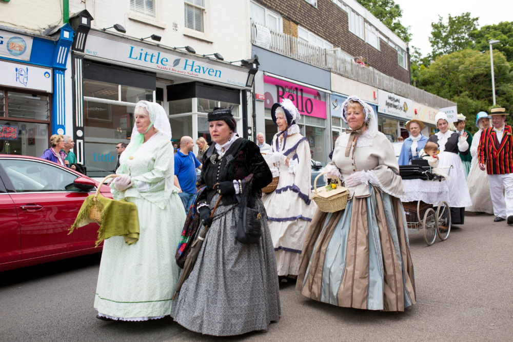 Ladies-in-Broadstairs-Dickens-Festival-parade.-Credit-@VisitThanet