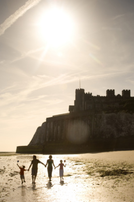 Kingsgate Bay Broadstairs family walking (P). Credit @VisitThanet