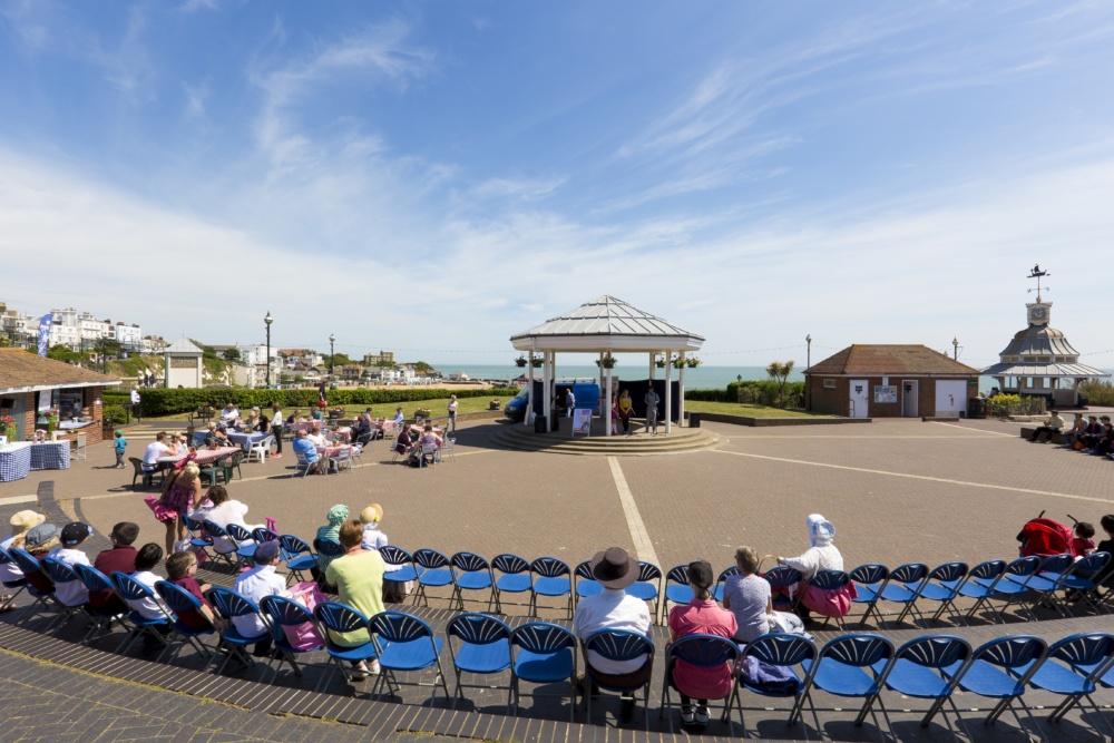 Broadstairs-Bandstand-performance.-Credit-@VisitThanet