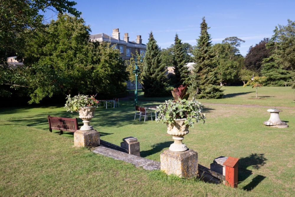 Rear-Gardens-at-Quex-House-and-Gardens-Home-to-the-Powell-Cotton-Museum.-Credit-@VisitThanet