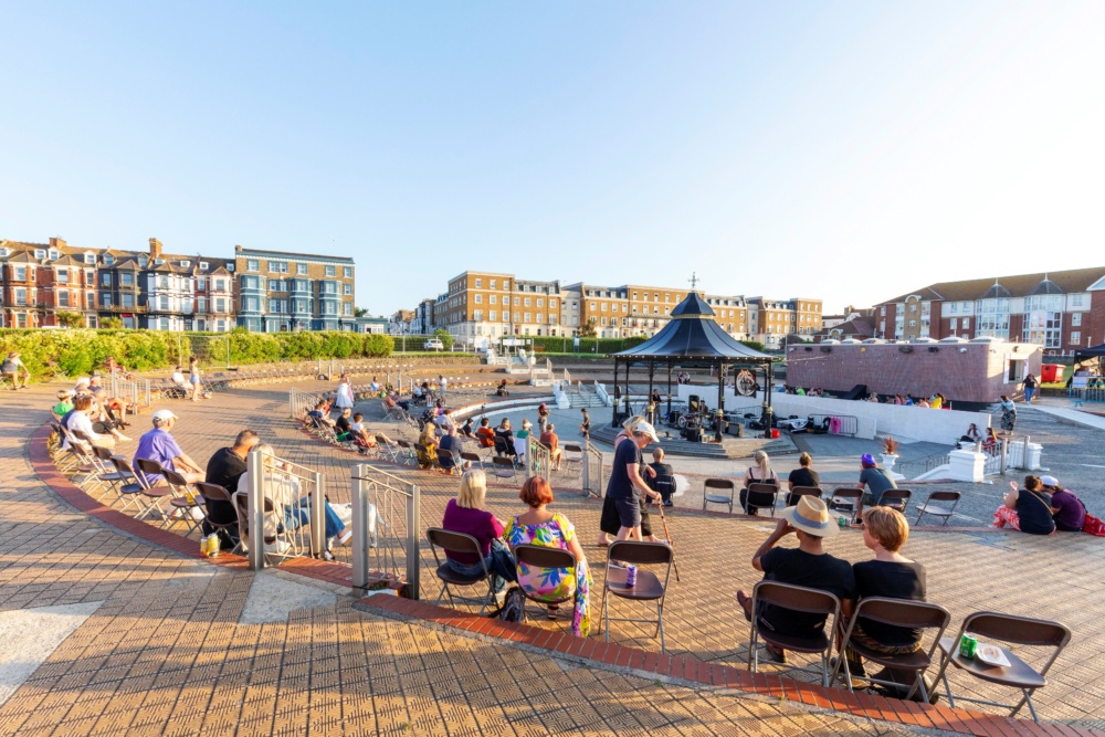 Oval-Bandstand-and-Lawns-Cliftonville-band.-Credit-@VisitThanet
