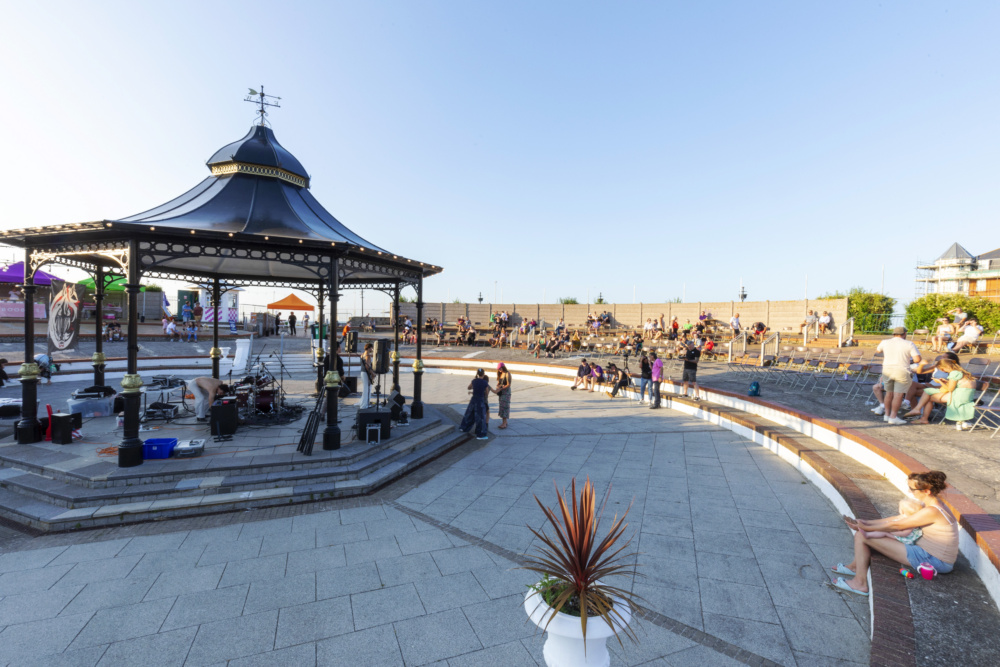 Oval-Bandstand-and-Lawns-Cliftonville.-Credit-@VisitThanet