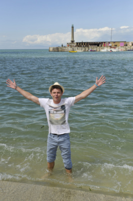 (c)PhilHoughton/07428170222