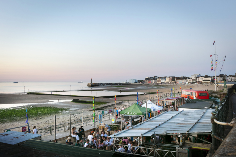 The-Sun-Deck-Margate.-Credit-@VisitThanet